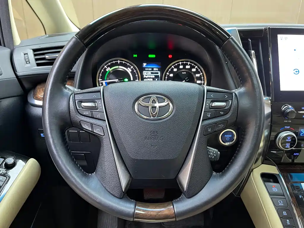 Toyota Alphard 2020 — фото 10
