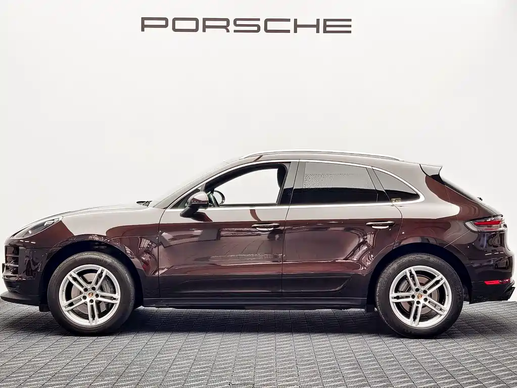 Porsche Macan 2022 — фото 12