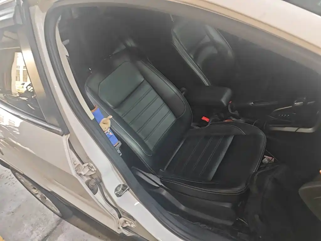 Ford EcoSport 2018 — фото 25