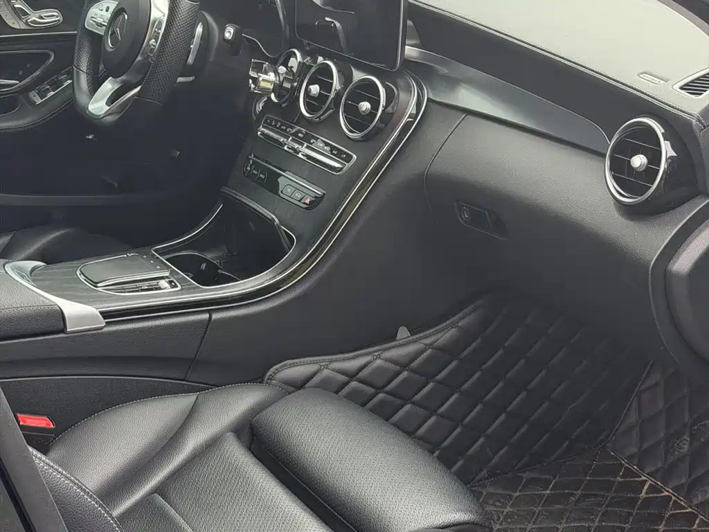 Mercedes-Benz C-Class 2020 — фото 11