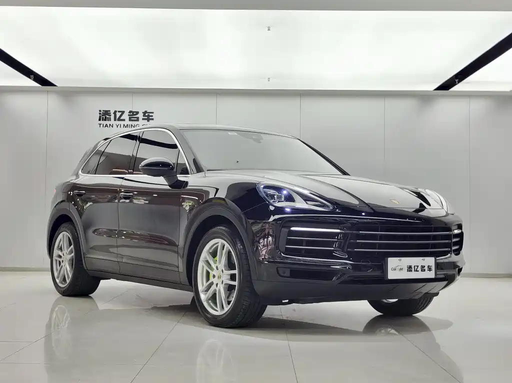 Porsche Cayenne Hybrid 2022 — фото 3