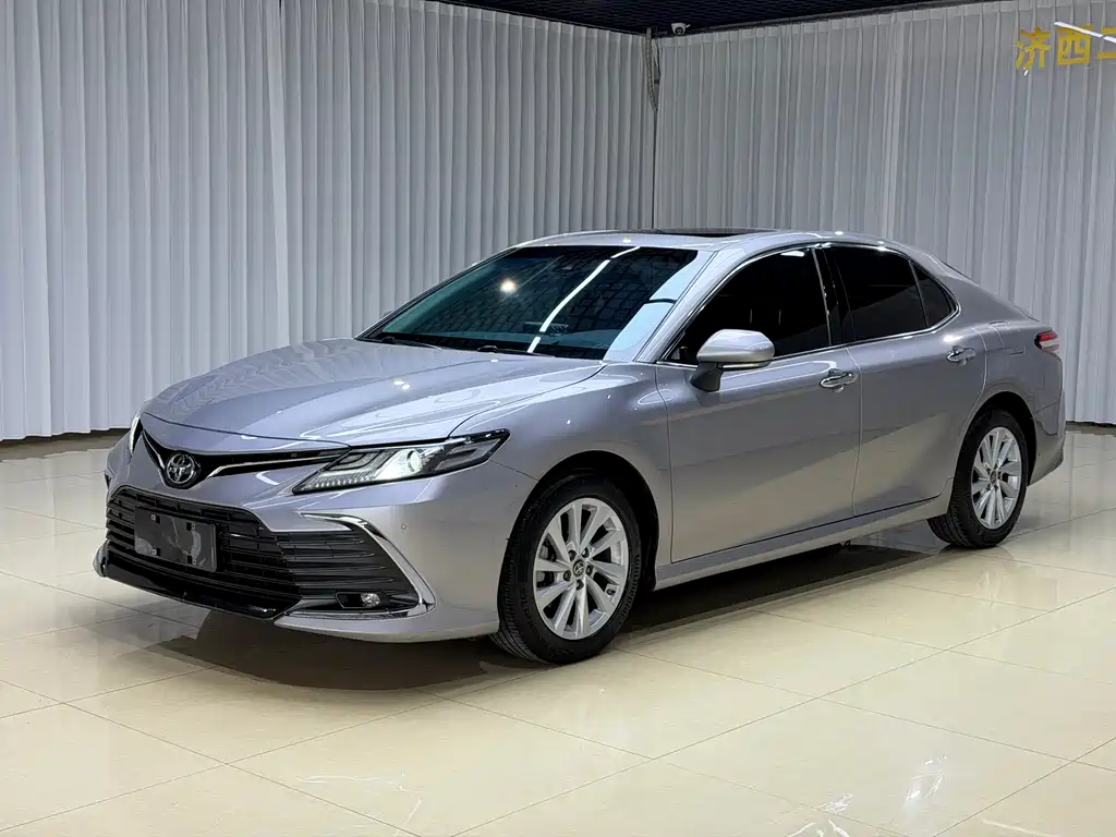 Toyota Camry 2022