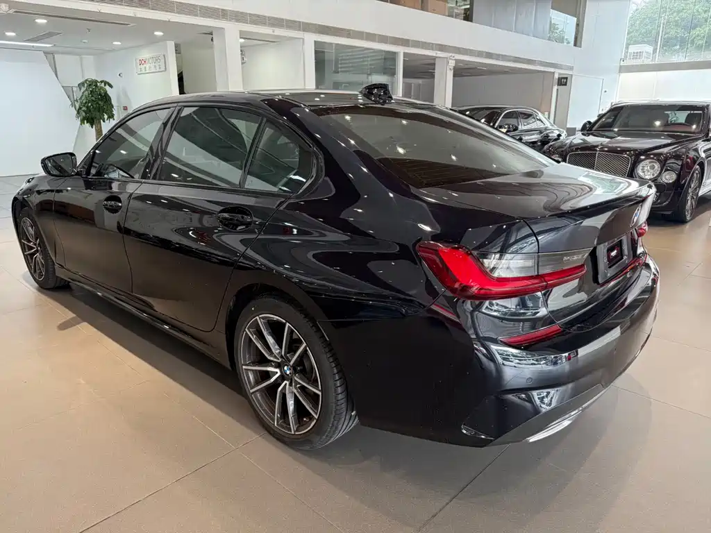 BMW 3 Series 2022