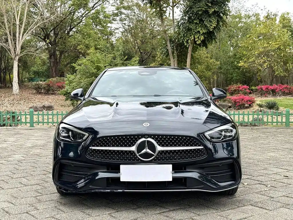 Mercedes-Benz C-Class 2025 — фото 2