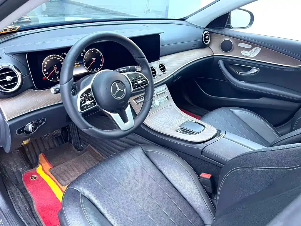 Mercedes-Benz E-Class 2019 — фото 5
