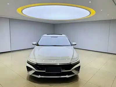 Hyundai Elantra 2023