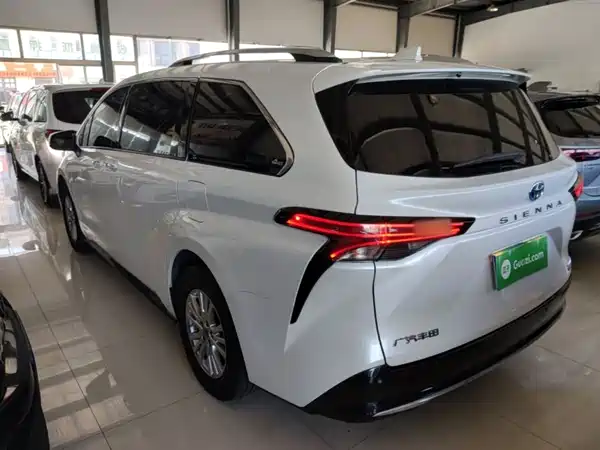 Toyota Sienna 2021