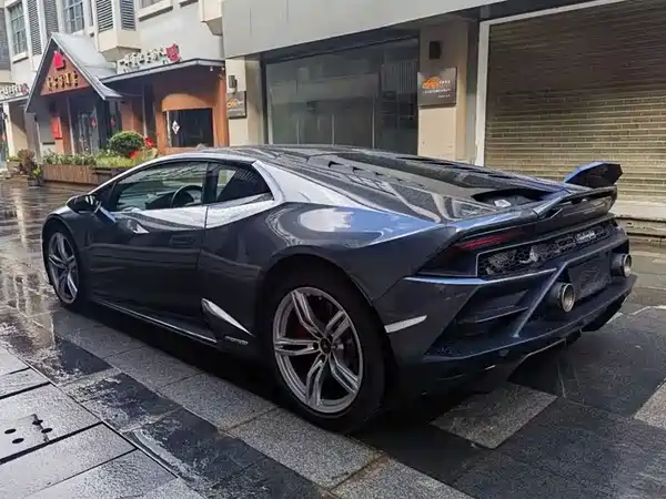 Lamborghini Huracan 2020