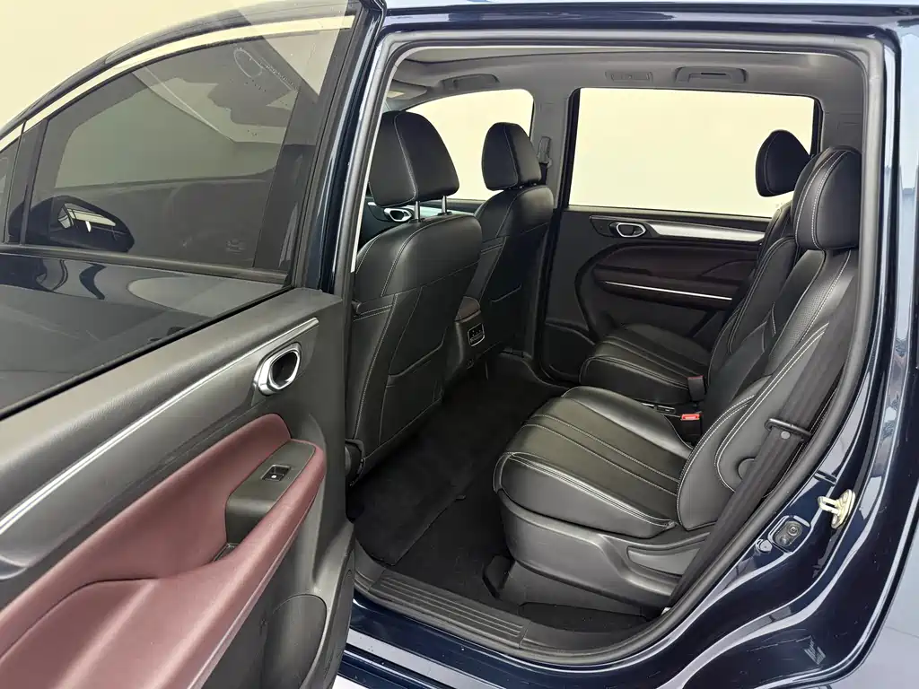 GAC Motor Trumpchi M6 2021 — фото 17