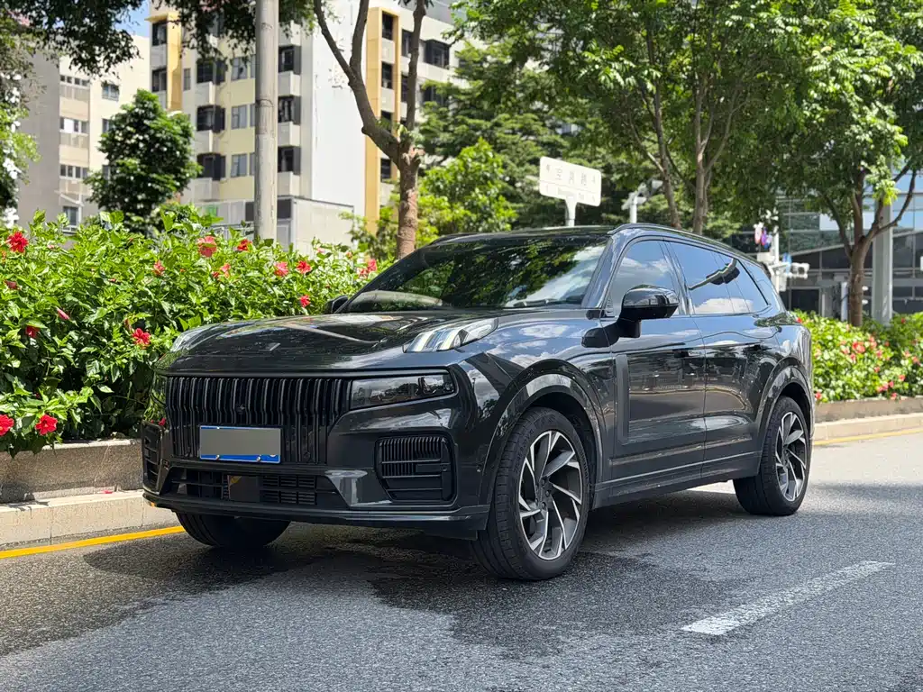 Lynk & Co 09 2022