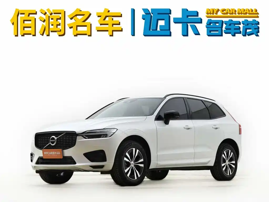 Volvo XC60 2021 — фото 1