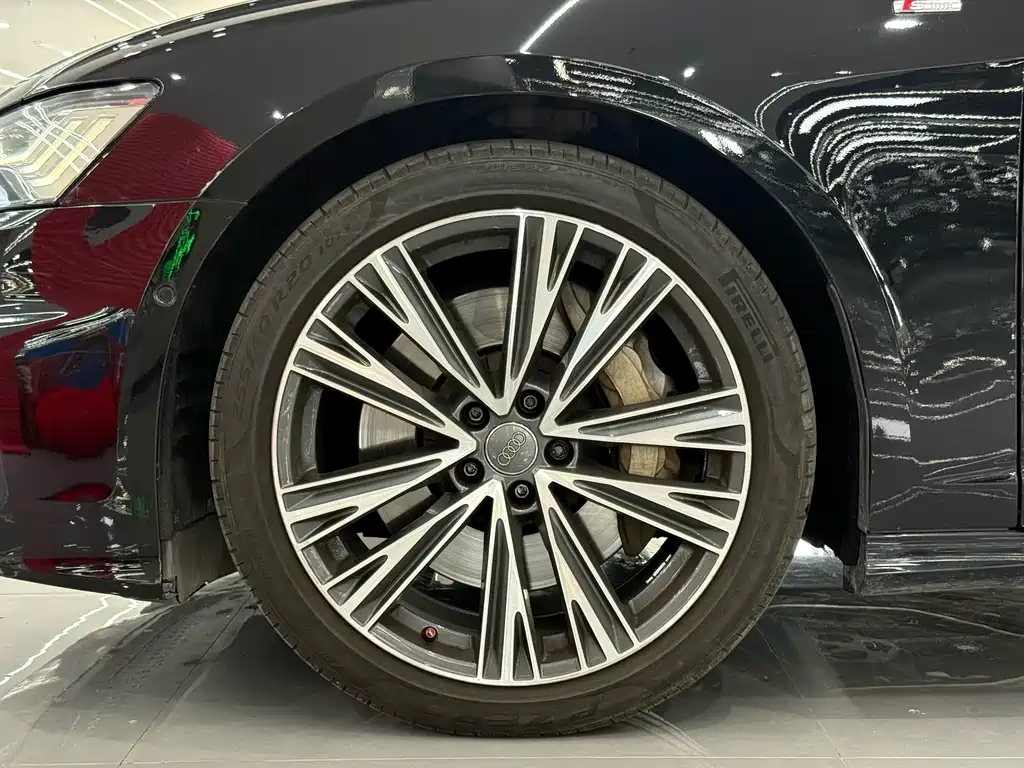Audi A6L 2021 — фото 20