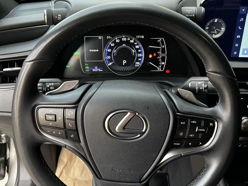 Lexus ES 2023 — фото 17