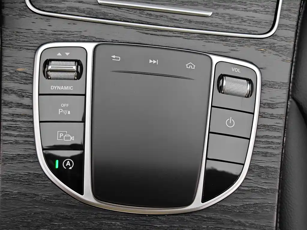 Mercedes-Benz C-Class 2019 — фото 13