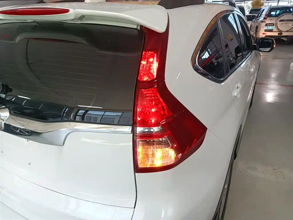 Honda CR-V 2016 — фото 24
