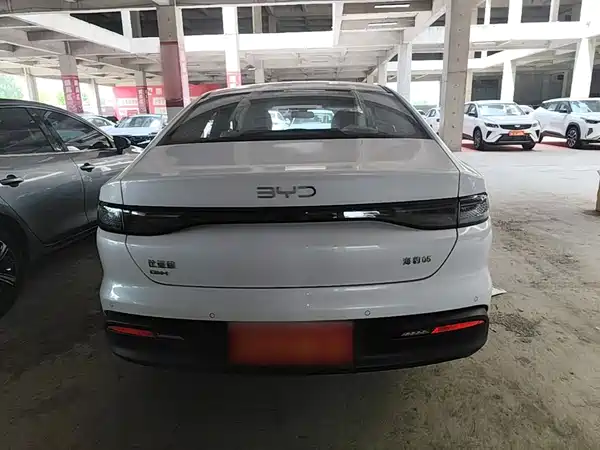 BYD Seal 05 DM-i 2026