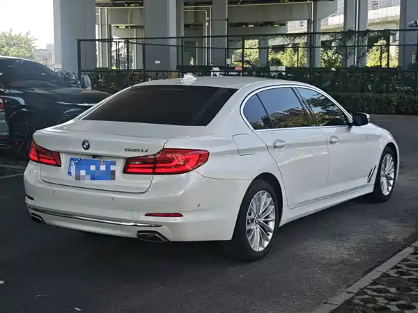 BMW 5 Series 2020