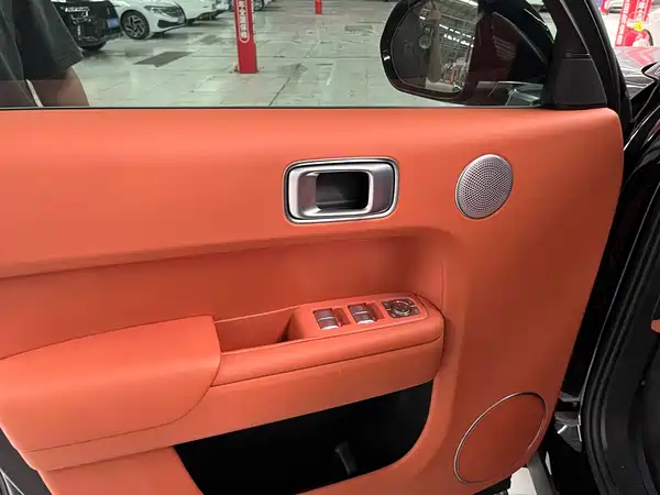 Li Auto L9 2025