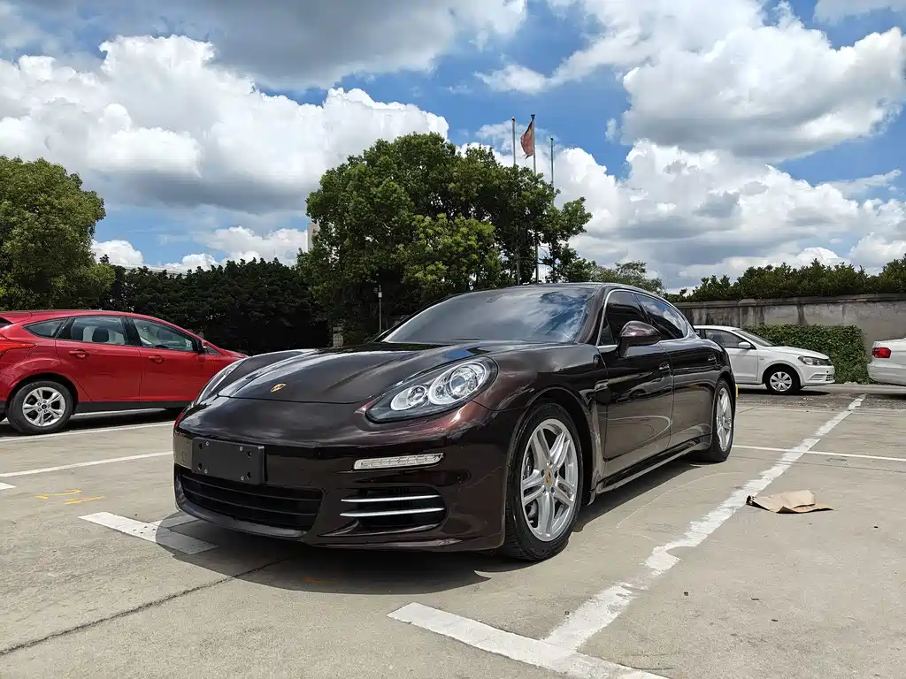 Porsche Panamera 2016 — фото 1