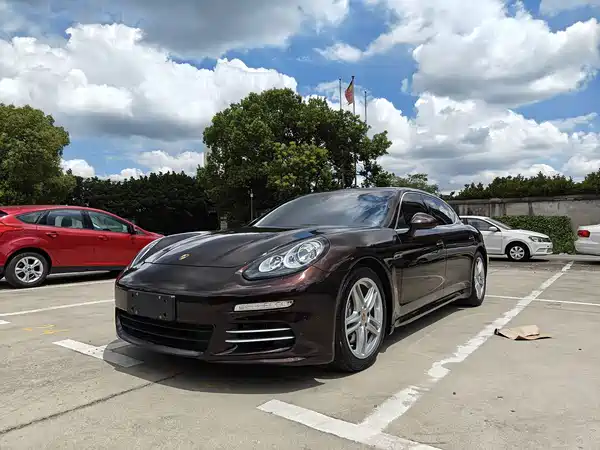 Porsche Panamera 2016