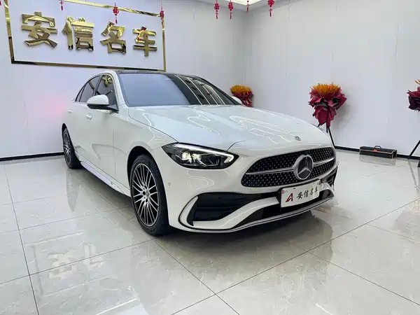 Mercedes-Benz C-Class 2024