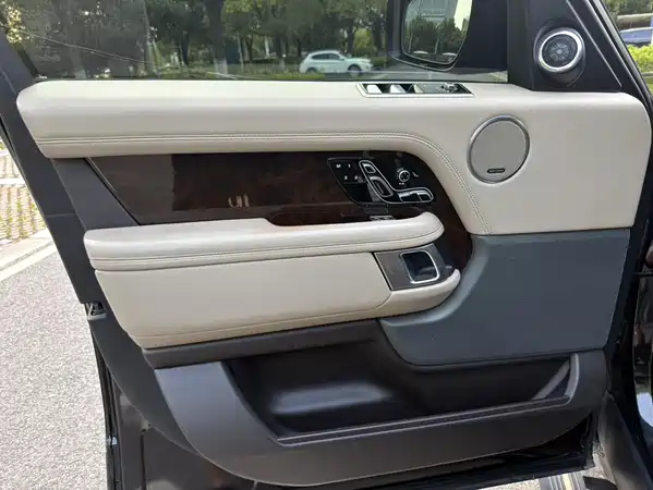 Land Rover Range Rover 2020