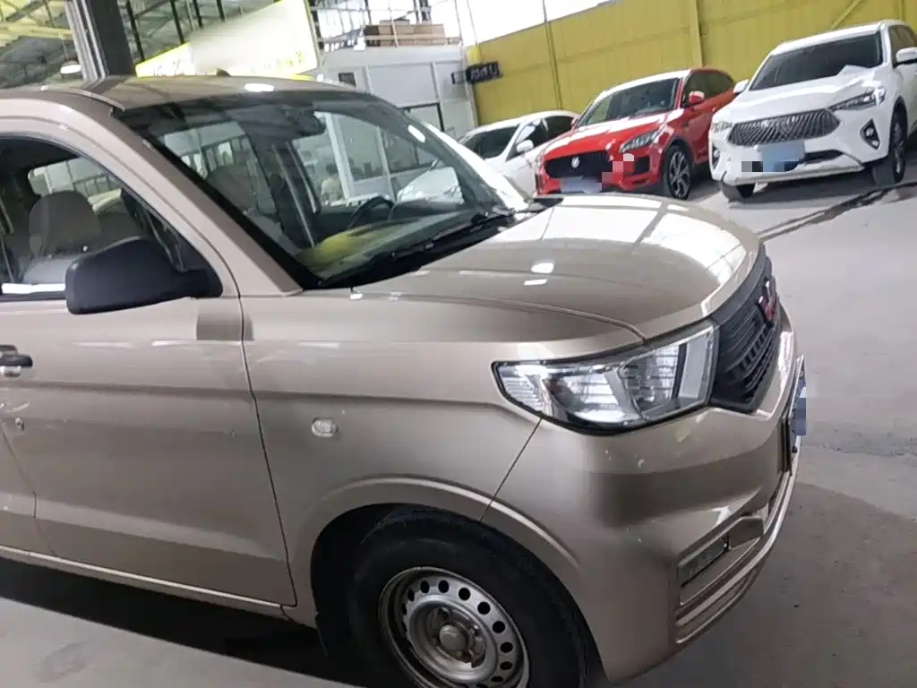 Wuling Hongguang V 2021