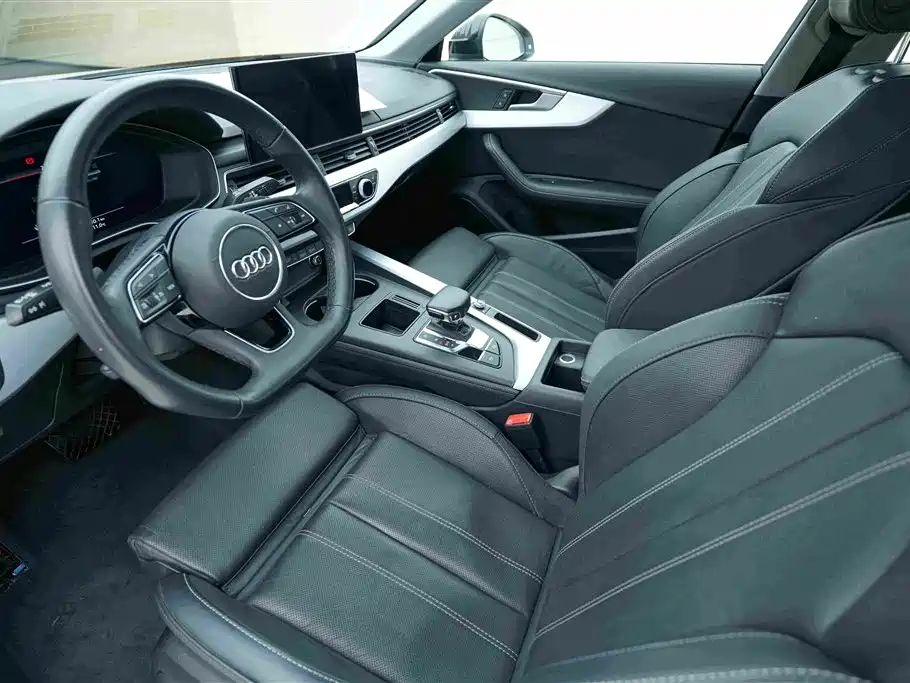 Audi A4L 2023 — фото 10