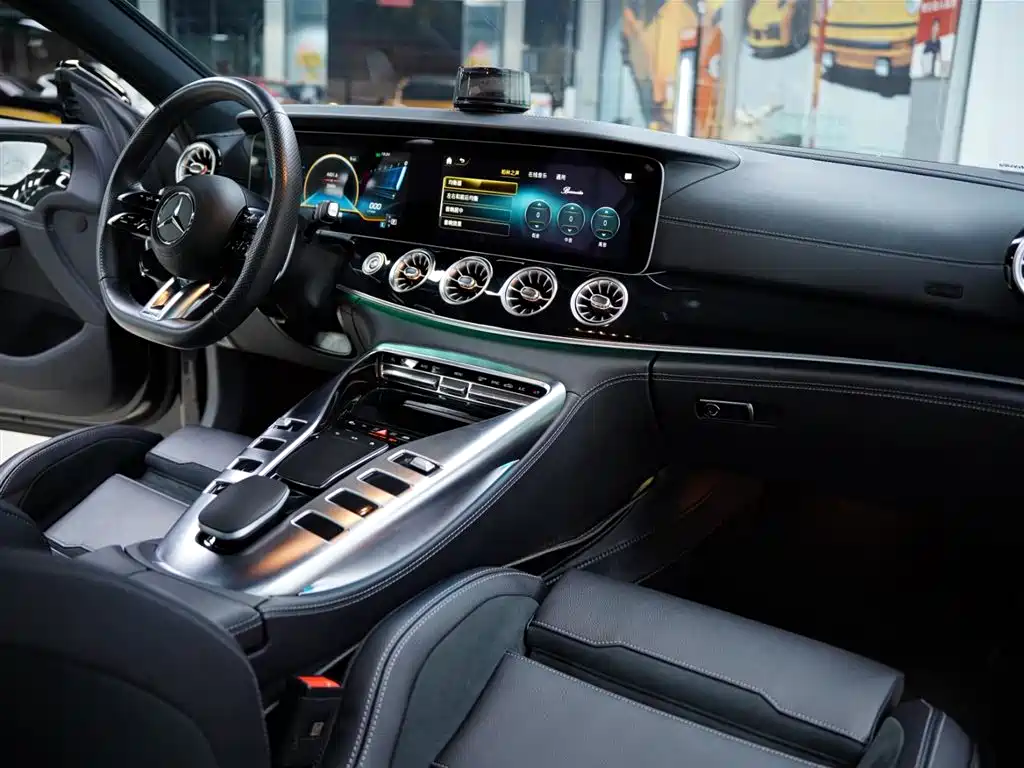 Mercedes-Benz AMG GT 2023 — фото 34