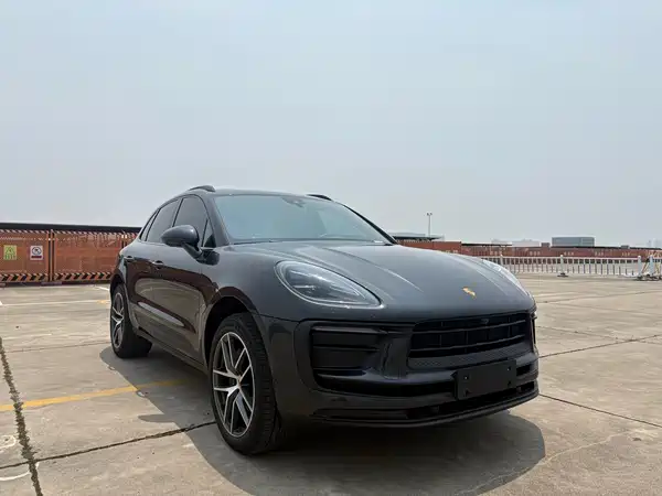 Porsche Macan 2022