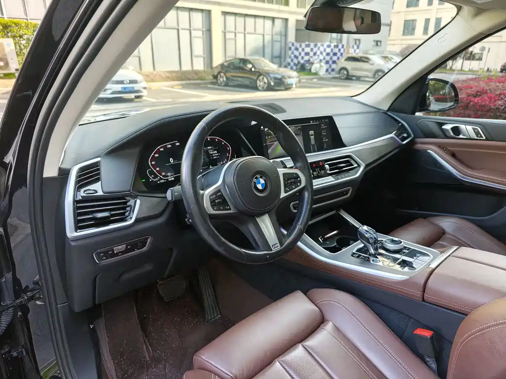 BMW X5 2021 — фото 9