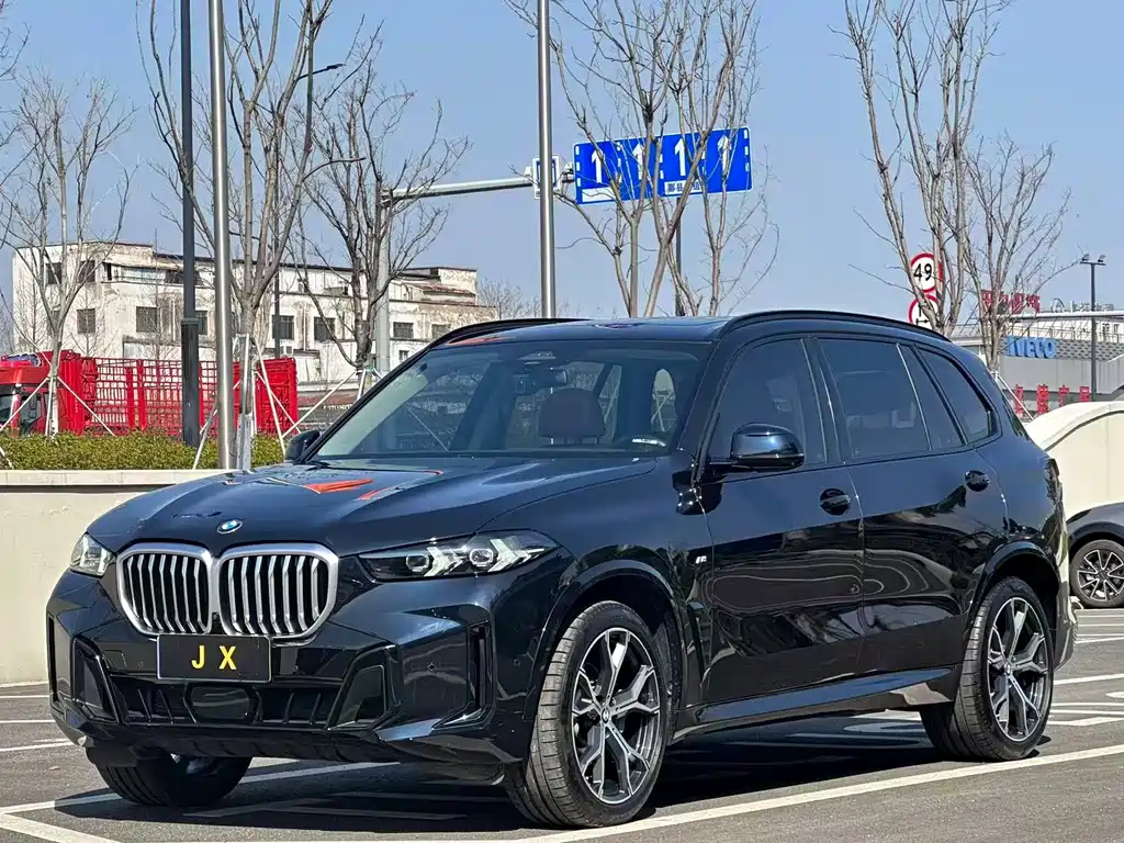 BMW X5 2024 — фото 1