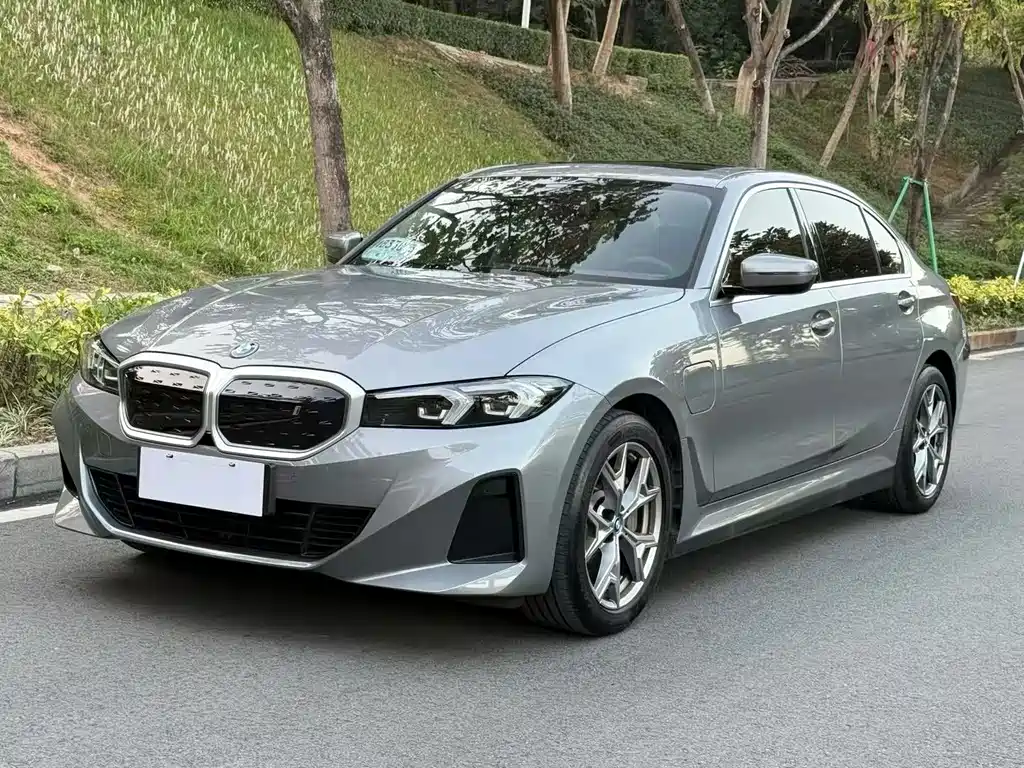 BMW i3 2023