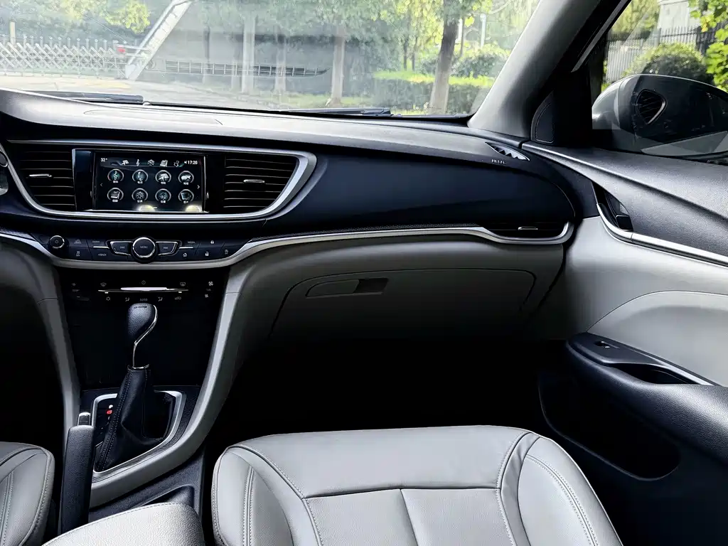 Buick Excelle GT 2021 — фото 18