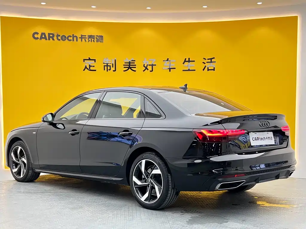 Audi A4L 2023 — фото 28
