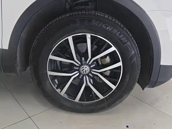 Volkswagen Tiguan L 2017