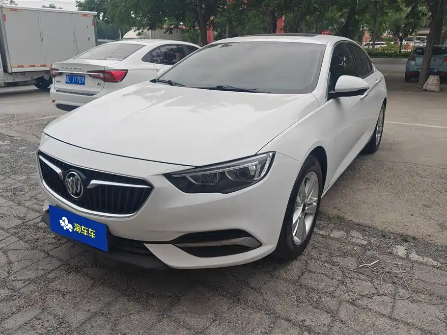 Buick Regal 2019 — фото 1