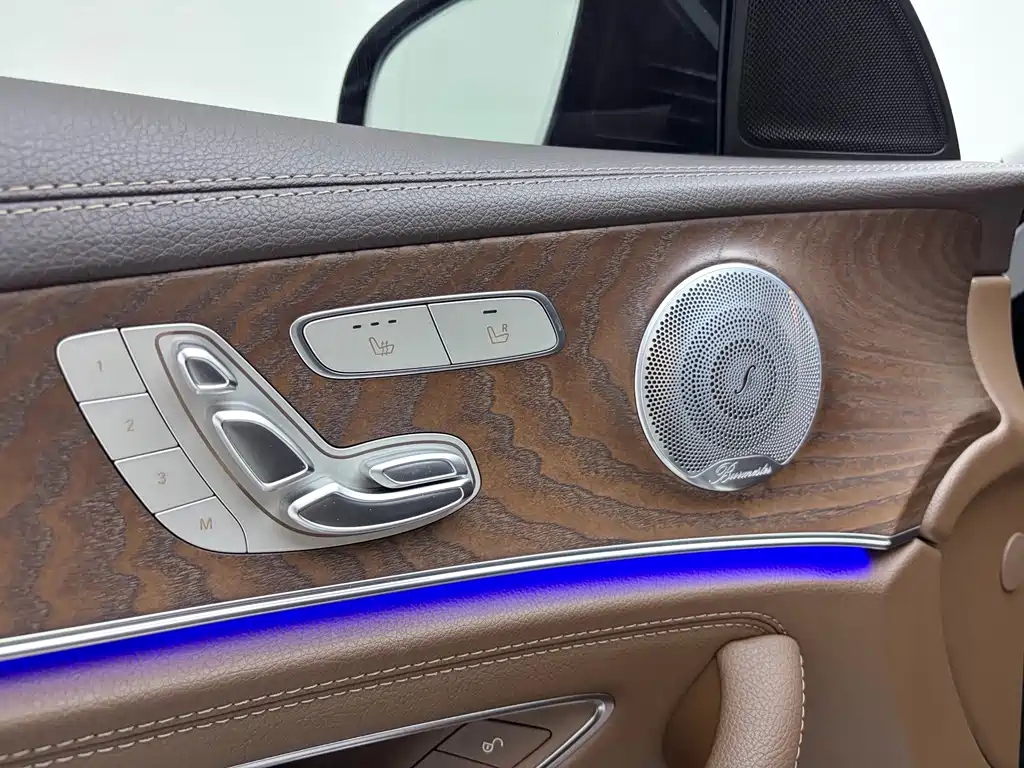 Mercedes-Benz E-Class 2019 — фото 6