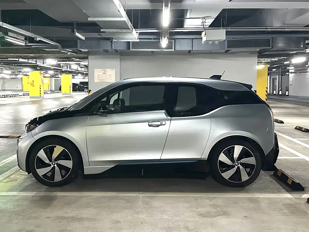 BMW i3 2017 — фото 11