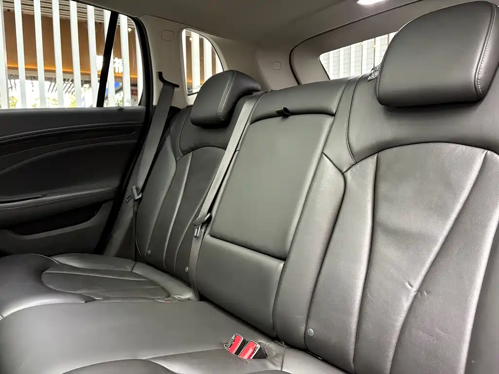 Buick Envision Plus 2019 — фото 12