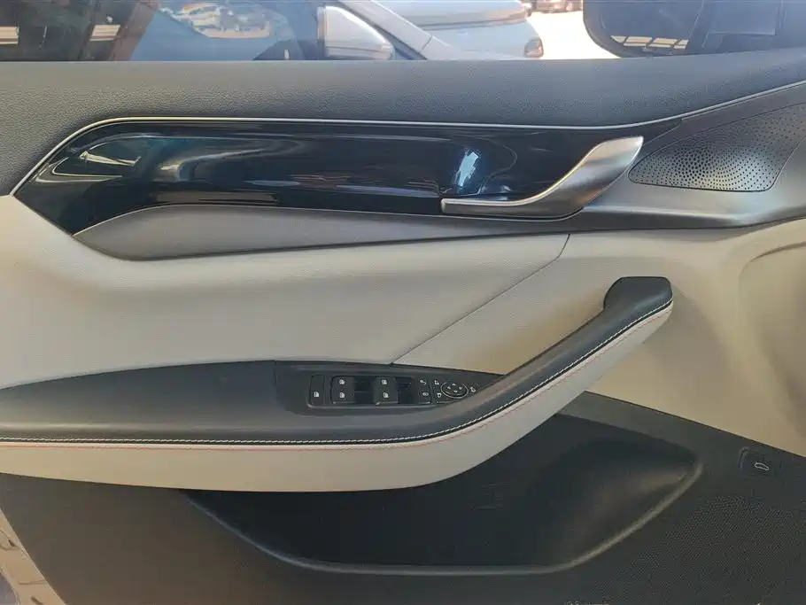 BYD Qin PLUS 2023 — фото 7