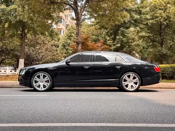 Bentley Flying Spur 2018