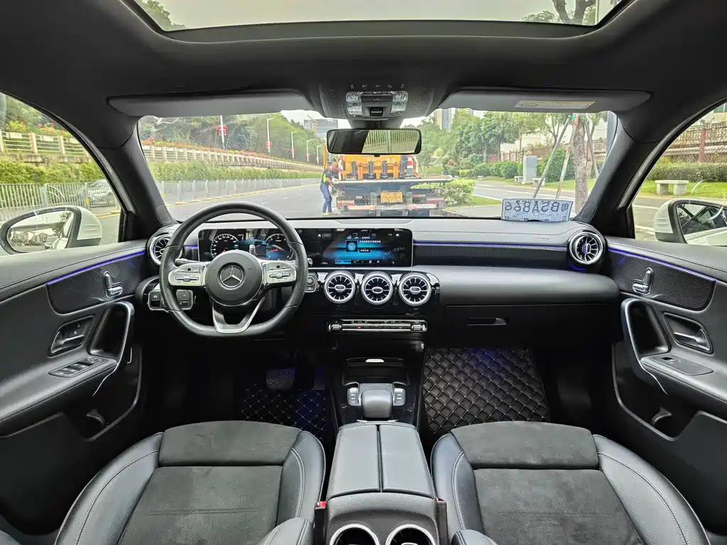 Mercedes-Benz A-Class 2020 — фото 14