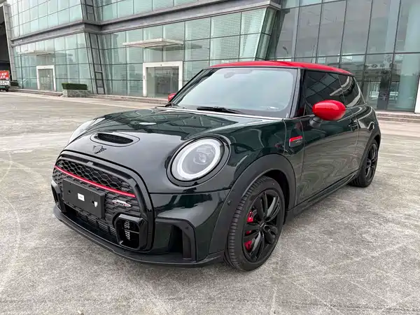 MINI JCW 2023