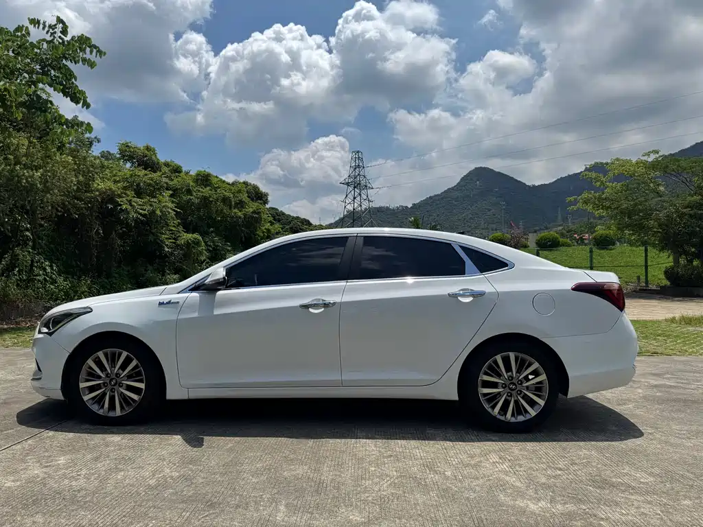 Hyundai Mistra 2017 — фото 4