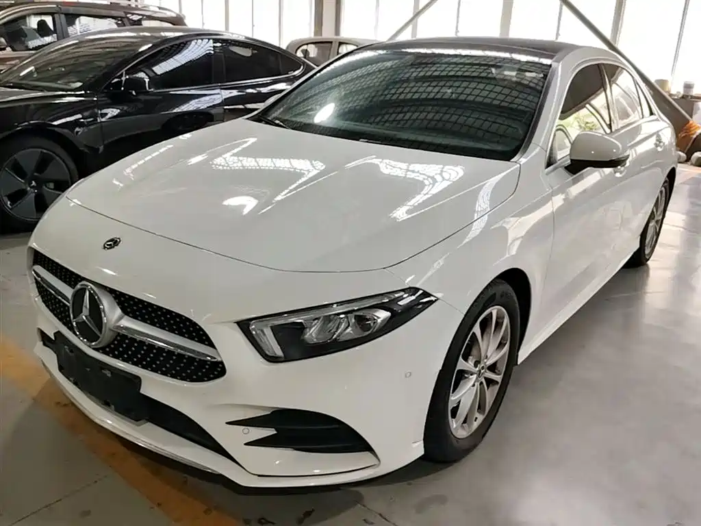 Mercedes-Benz A-Class 2020 — фото 2