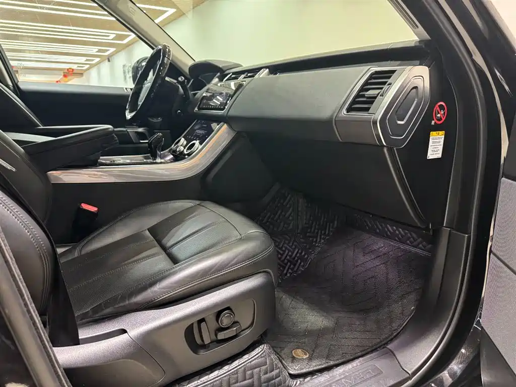 Land Rover Range Rover Sport 2019 — фото 14