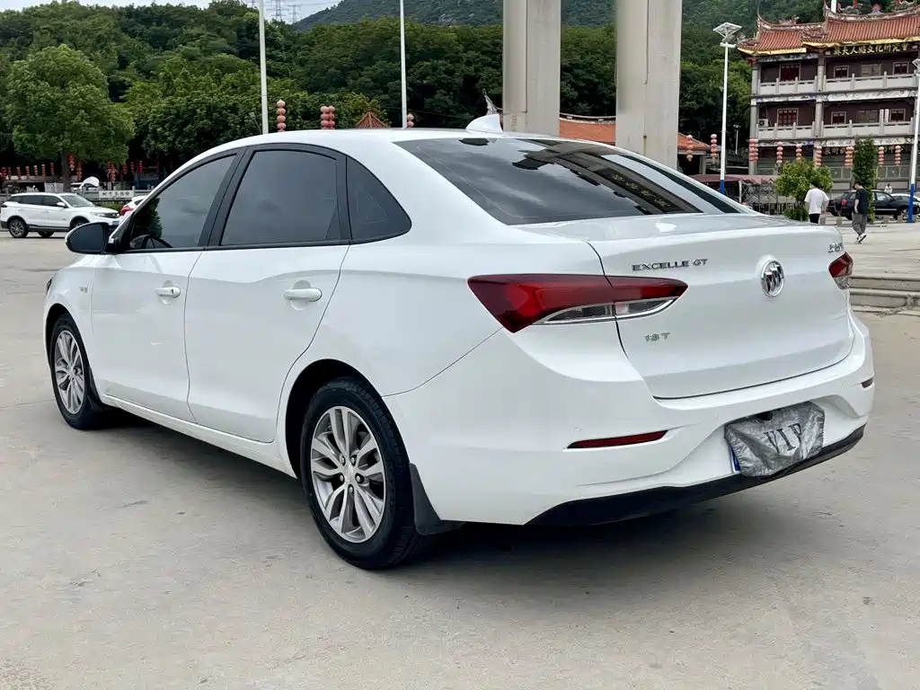 Buick Excelle 2019