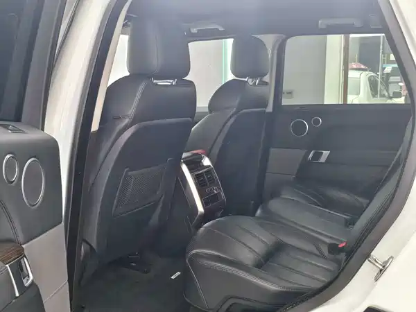 Land Rover Range Rover Sport 2015
