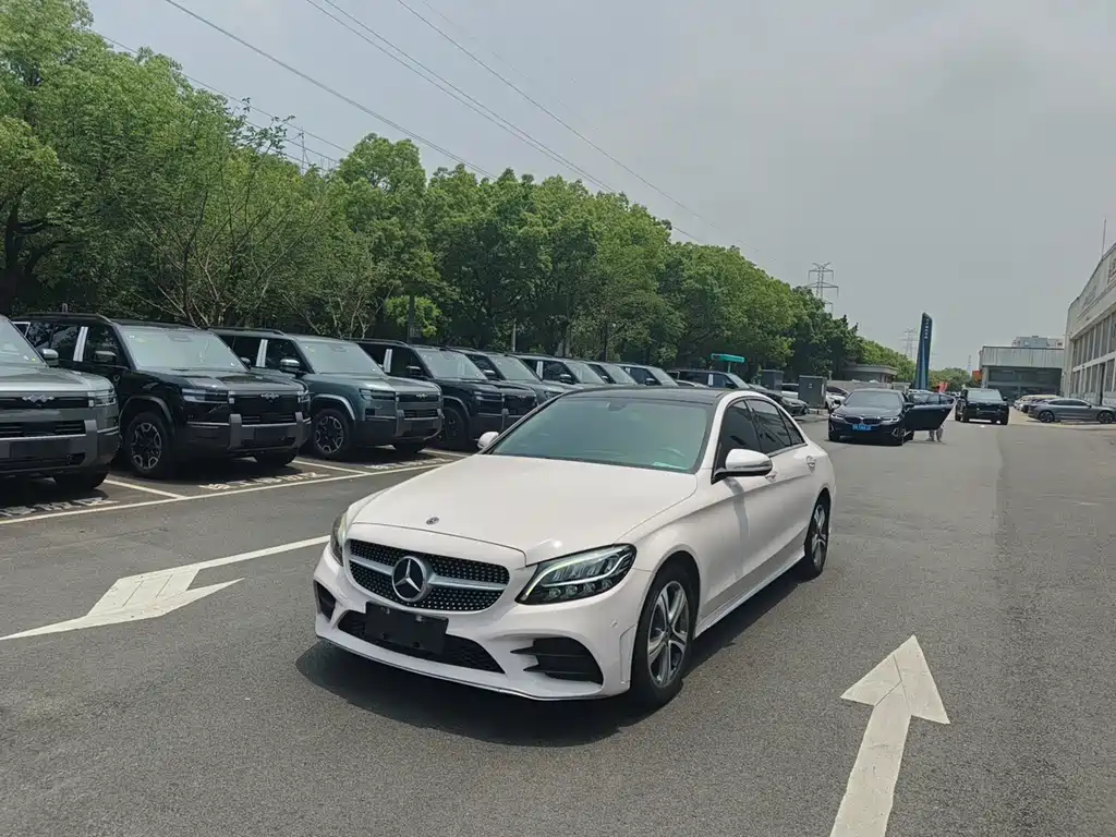 Mercedes-Benz C-Class 2020 — фото 1